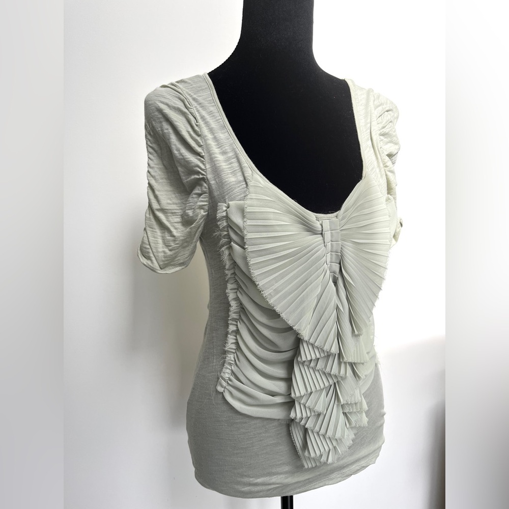 Anthropologie squeezebox top by Deletta, in very pale sage green size Small - Picture 7 of 12